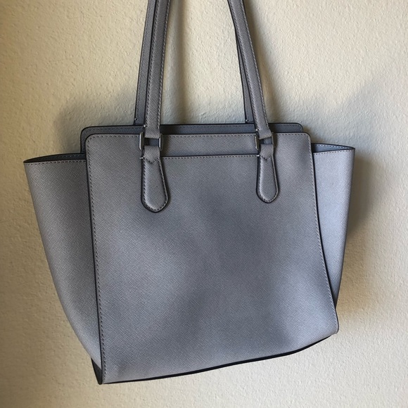 Michael Kors Shoulder Bag - Picture 2 of 8